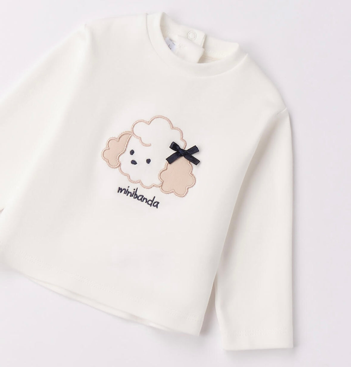 Maglietta in cotone nel colore panna con ricamo davanti