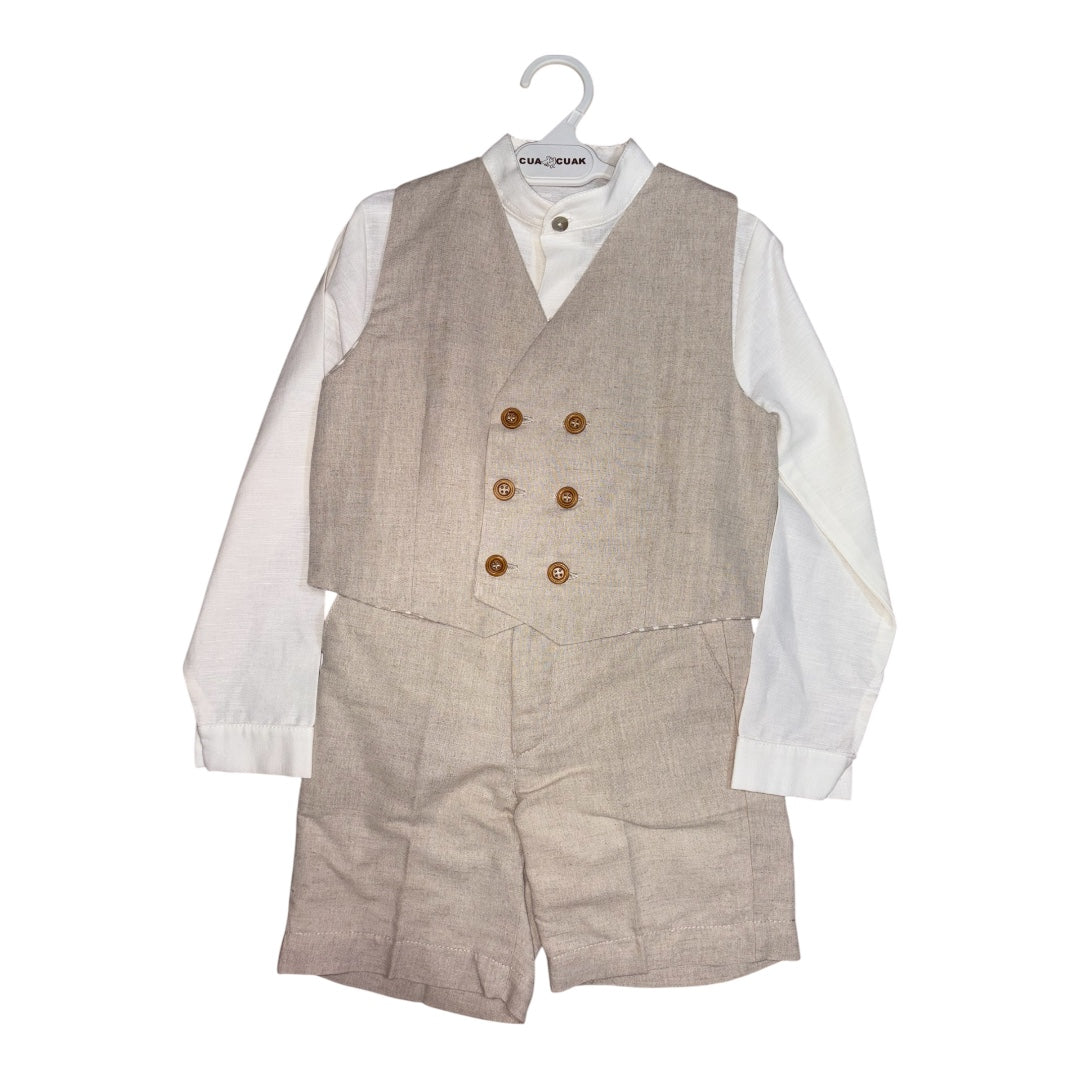 Completo bambino con gilet in tortora e camicia bianca. Realizzato in misto lino