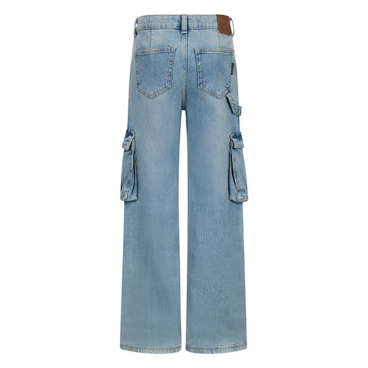 Jeans cargo con ampia vestibilità. A vita alta, gambe dritte e larghe e con tasche.
