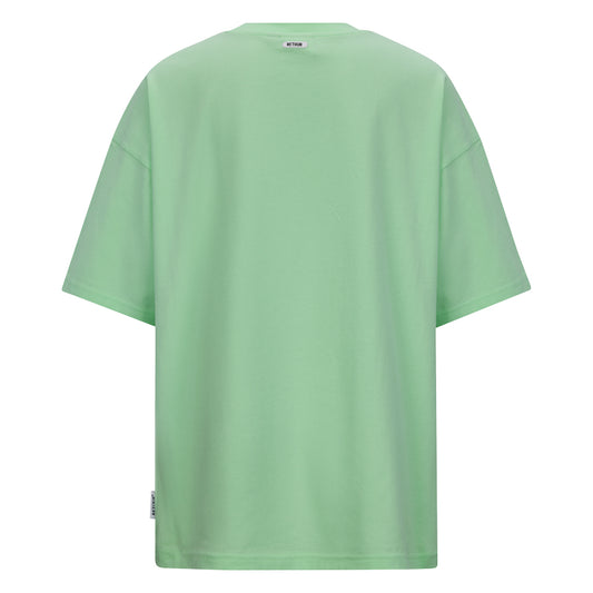 Maglietta oversize nel colore mela verde, maniche corte e scollo rotondo.