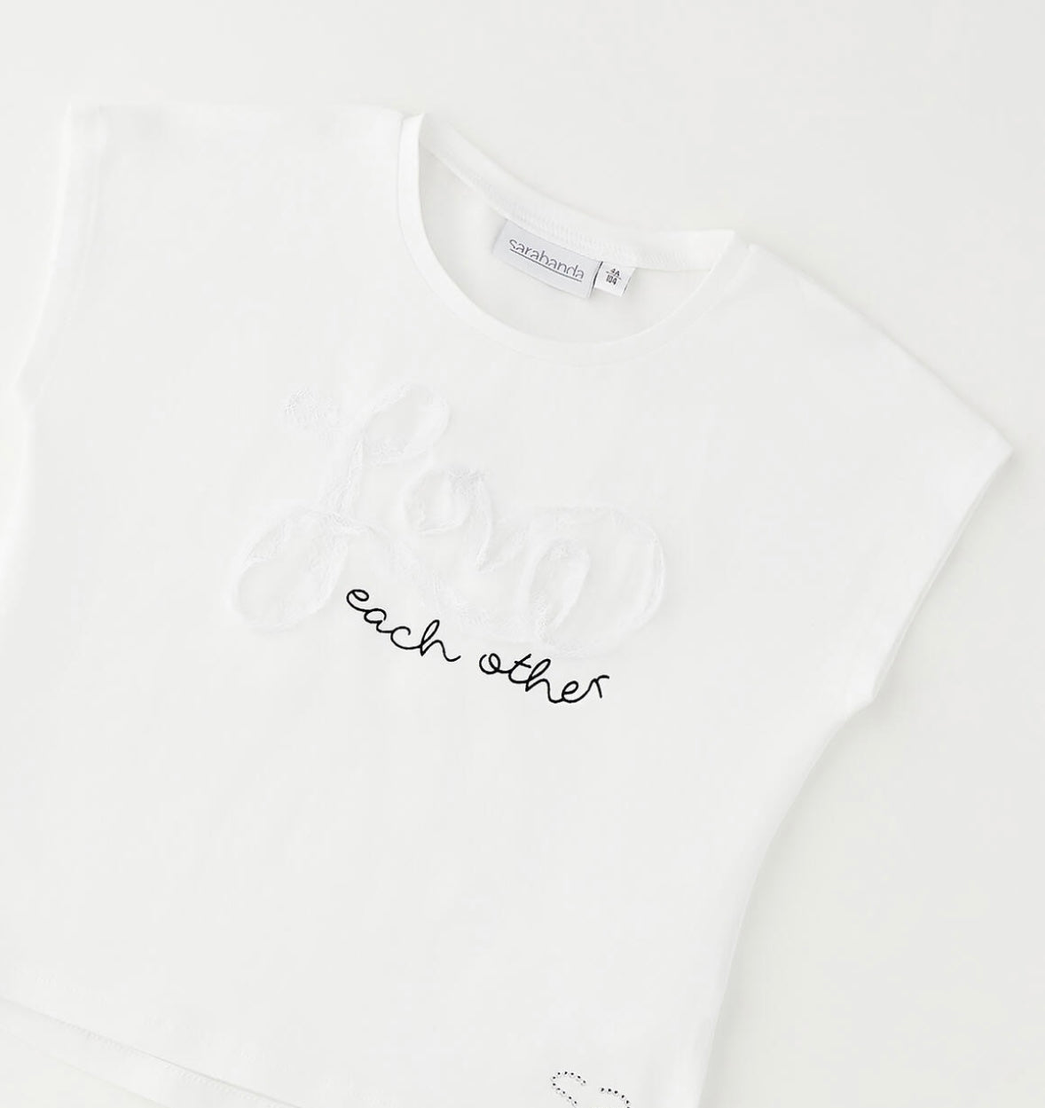 T-shirt in cotone modello svasato