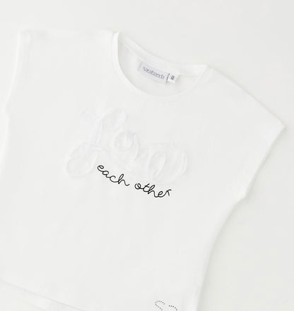 T-shirt in cotone modello svasato