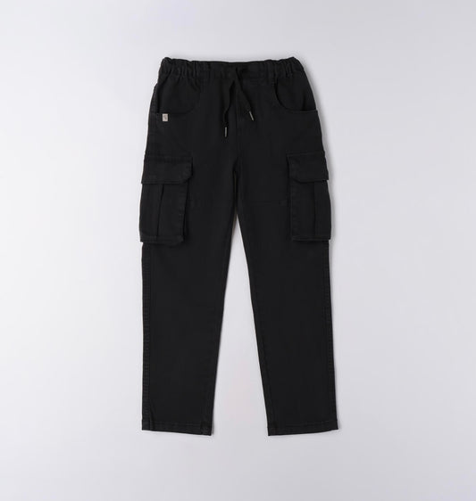 Pantalone ragazzo modello cargo con tastoni laterali