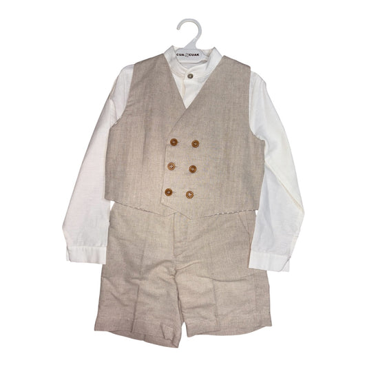 Completo bambino con gilet in tortora e camicia bianca. Realizzato in misto lino