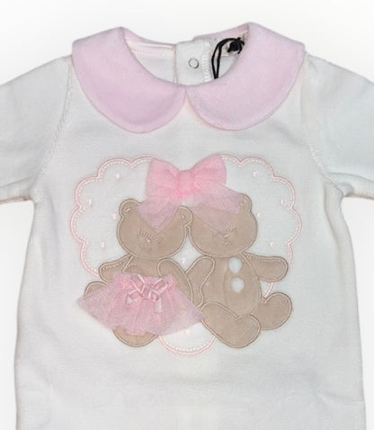 Tutina neonata in ciniglia panna con ricamo